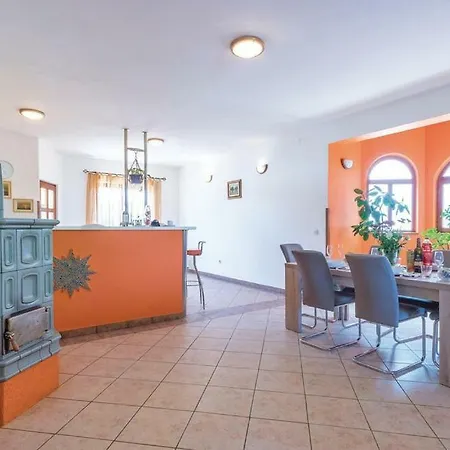 Klaudija Apartment Pula