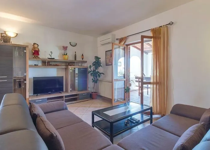 Klaudija Appartamento Pola